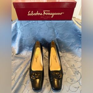 Salvatore Ferragamo Black Leather Loafer Pumps